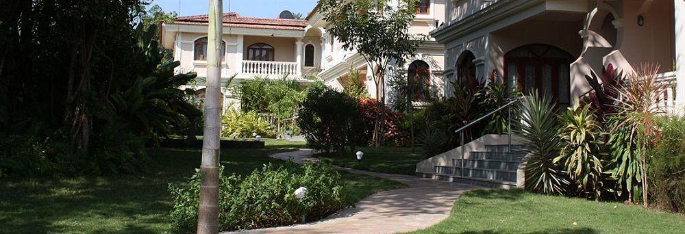 Hacienda De Goa Resort Vagator Buitenkant foto